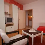 By The Sea Tucepi, Makarska - 6806 Apartman Tucepi