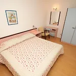By The Sea Tucepi, Makarska - 6806 Apartman Tucepi