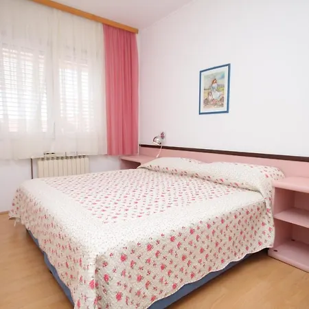 By The Sea Tucepi, Makarska - 6806 Tučepi